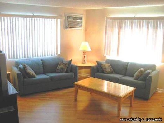 Diplomat Beach Club Wildwood Room photo